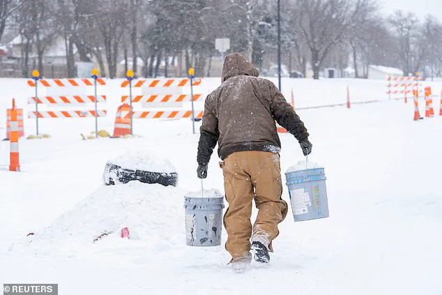 Winter Storm Fern Threatens 230 Million Americans with 12-18 Inches of Snow in Major Cities and Disruptions Across 35 States