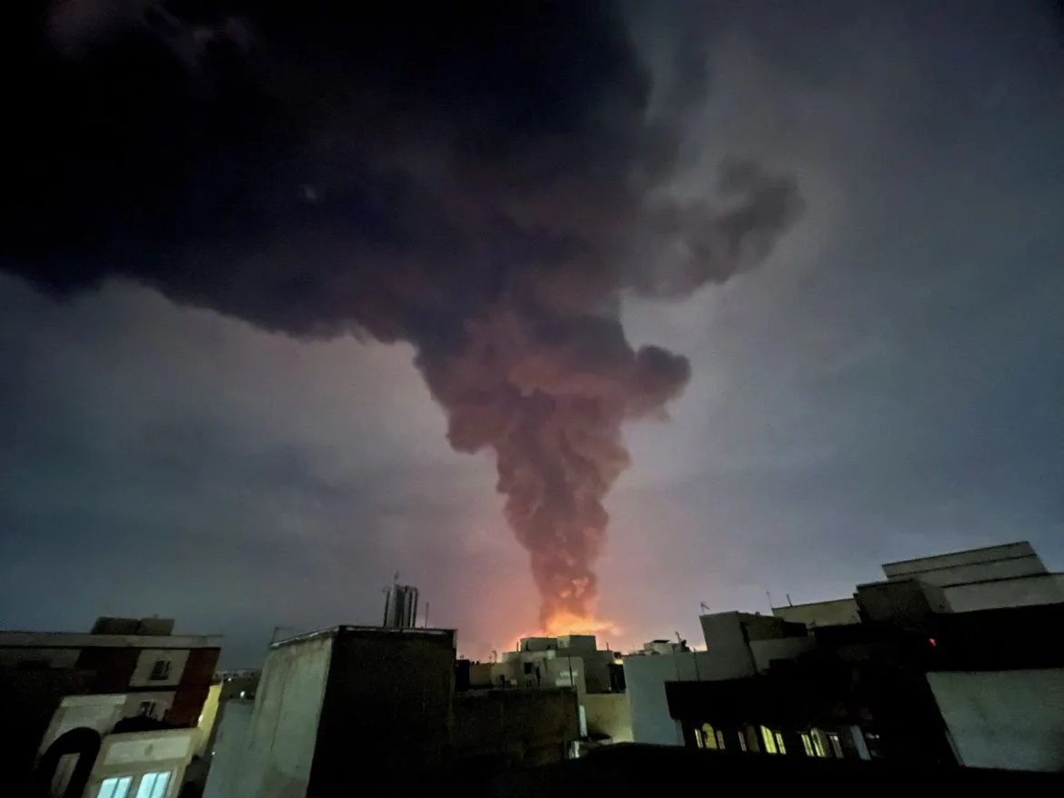 Joint US-Israeli Air Strikes Target Oil Facilities in Tehran, Spark Massive Fires and Escalate Conflict