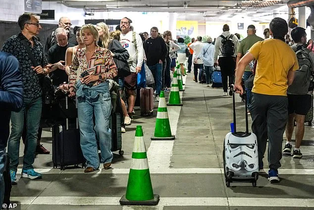 Airport Chaos as Federal Shutdown Leaves TSA Screeners Unpaid, Political Deadlock Over Homeland Security Funding