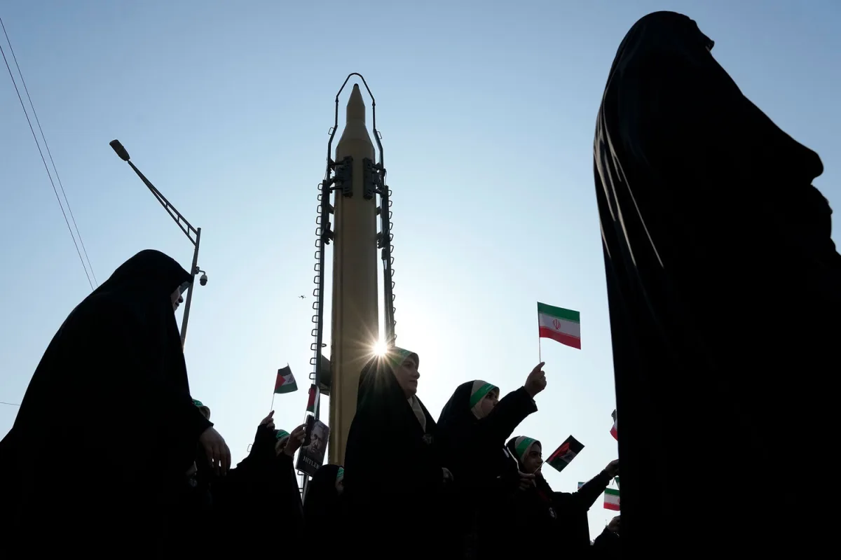 Iran Warns of Vast Retribution Against U.S.-Linked Oil Infrastructure If Energy Facilities Are Attacked