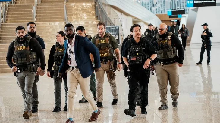 ICE Agents Deployed to Major U.S. Airports to Curb Security Line Chaos as Shutdown Drags On