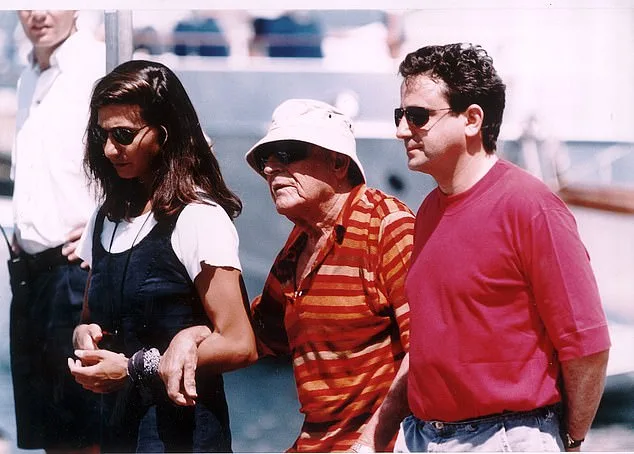 Democratic Senate Candidate Graham Platner Faces Scrutiny Over Epstein Ties Despite Criticizing 'Epstein Class
