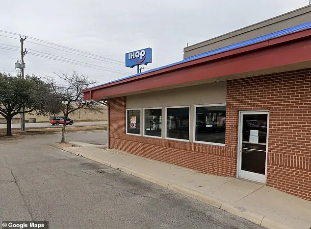 San Antonio Parking Lot Policy Sparks Outrage as Shoppers Face $200–$300 Bills for Minor Parking Errors