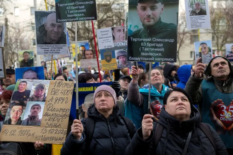 Russia-Ukraine Ceasefire Begins for Orthodox Easter: 32-Hour Pause in Four-Year War