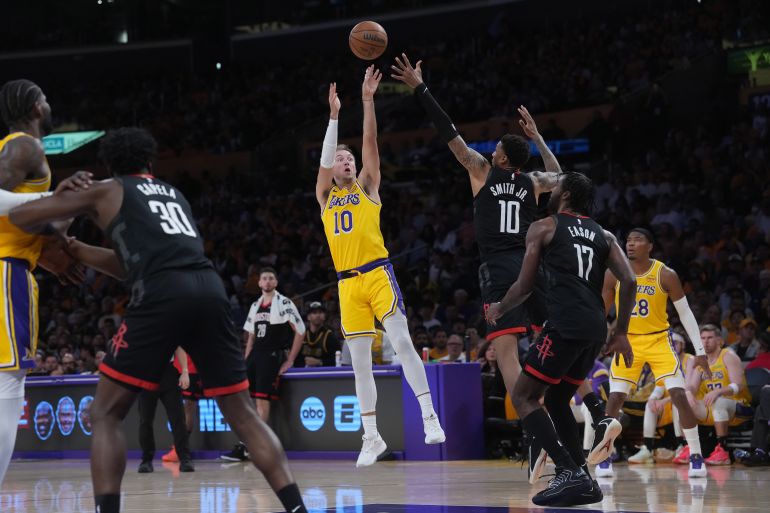 Lakers stun Rockets in Game 1 despite injuries to key scorers.