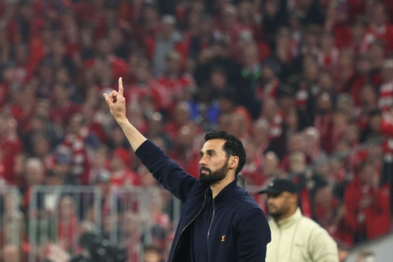 Real Madrid faces Alaves to end trophy drought and close gap on Barcelona.