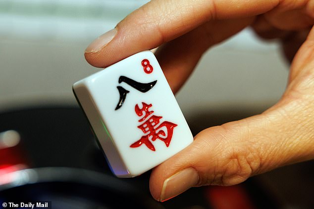 Mahjong Resurgence Draws Celebrities and Families Across the Nation