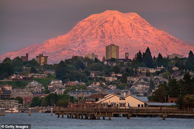 Washington scientists warn three towns face immediate destruction from Mount Rainier mudflows.
